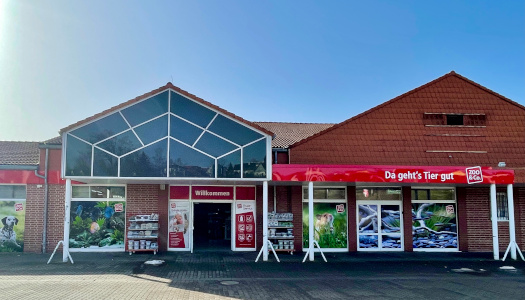 Außenansicht des ZOO & Co. Fachmarktes in Sondershausen
